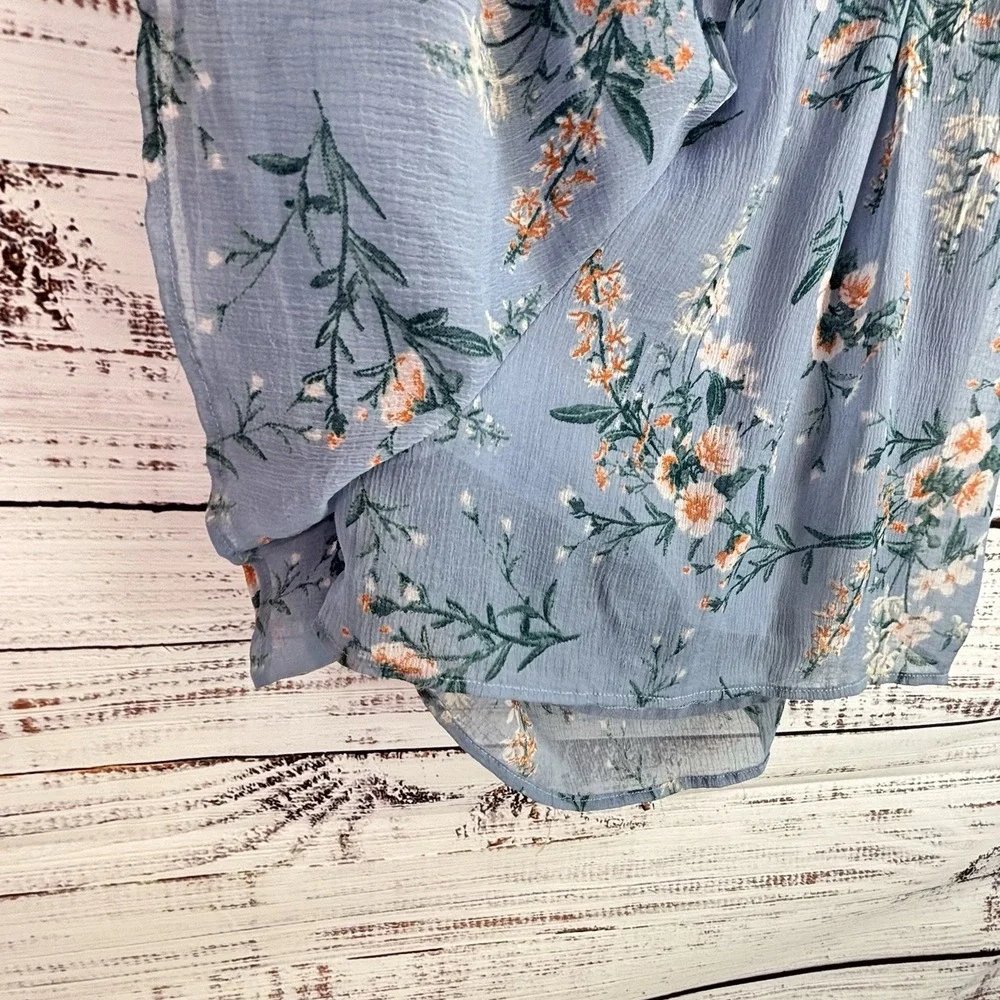 American Eagle Chiffon Romper M Blue Floral Feminine Romantic Open Back Cottage